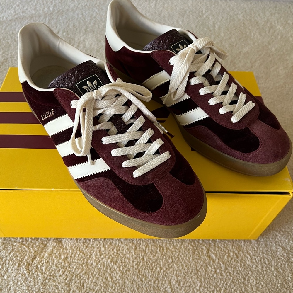 Gucci Adidas Men's Burgundy and White Gazelle Sneakers